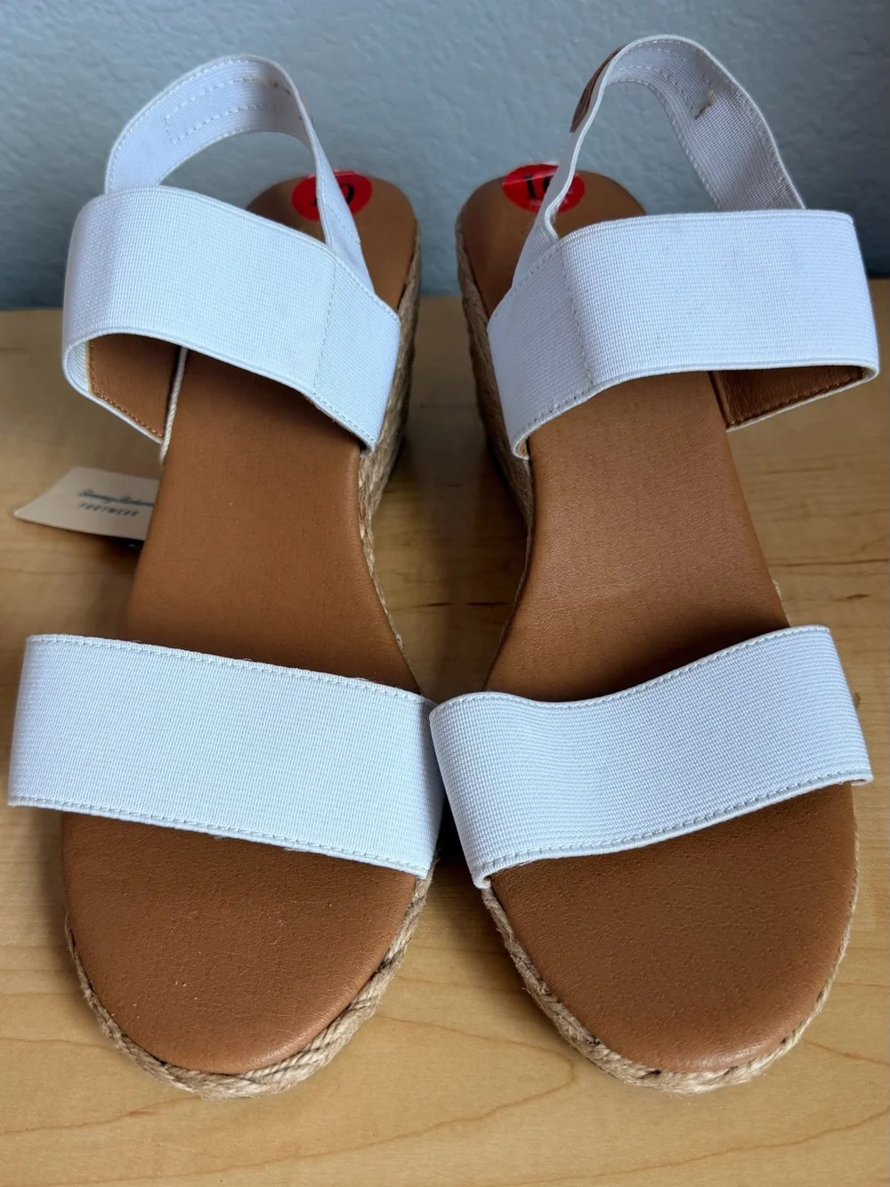 Tommy Bahama André Assous Allison Stretch-Linen Wedges White Sz 10
